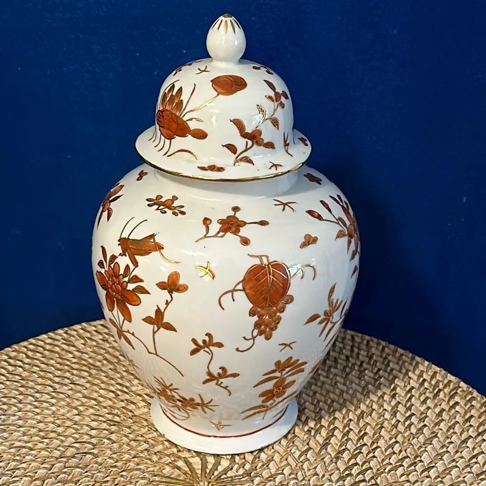 VINTAGE JAPANESE PORCELAIN WARE ACF FLORAL GINGER JAR HAND DECORATED HONG KONG